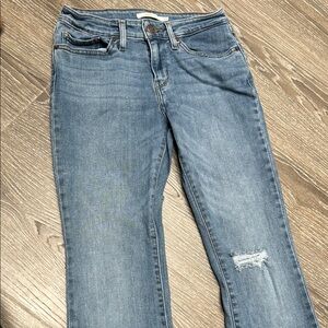 Levi’s Women’s Mid-Blue Bootcut Jeans size 27 (Women’s Small)